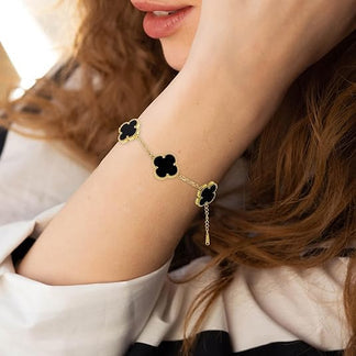 CLOVER | ZWART ARMBAND